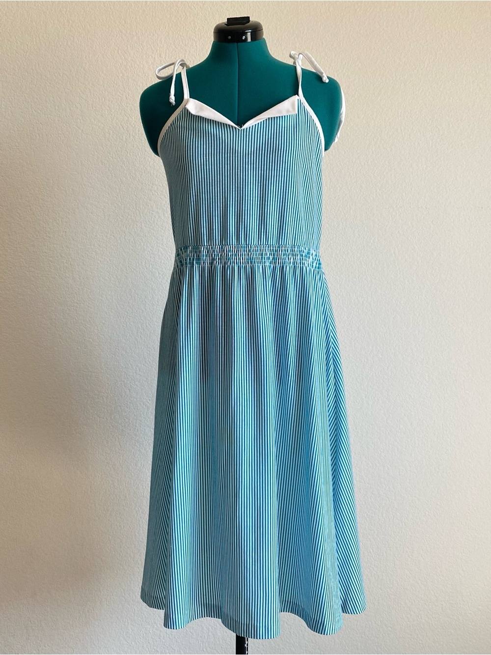 Vintage Timely Trends smocked-bodice midi dress with tie-straps, L